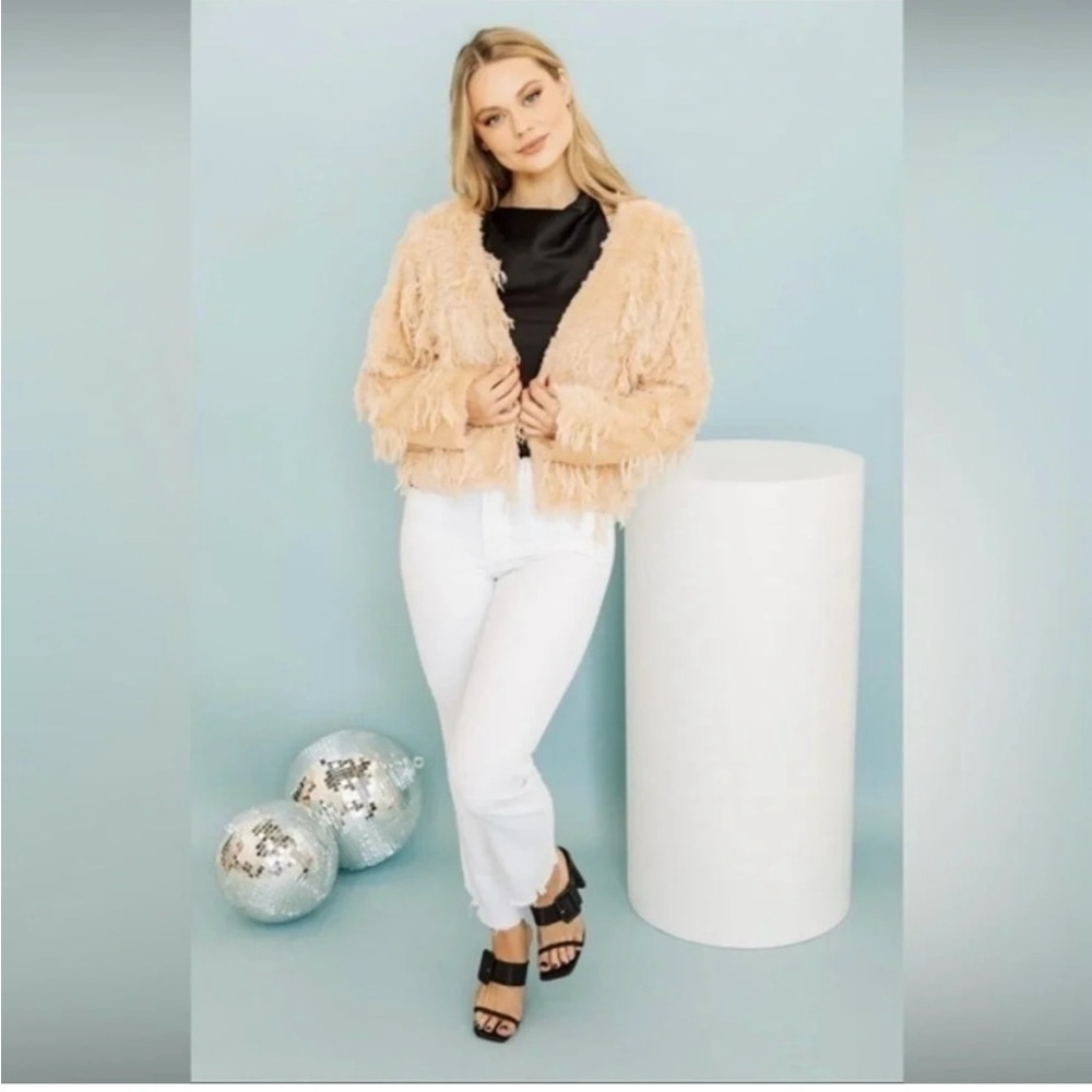 Love Riche Shake-It Off Faux Feather & Faux Fur Jacket Party Tan NWT Size S